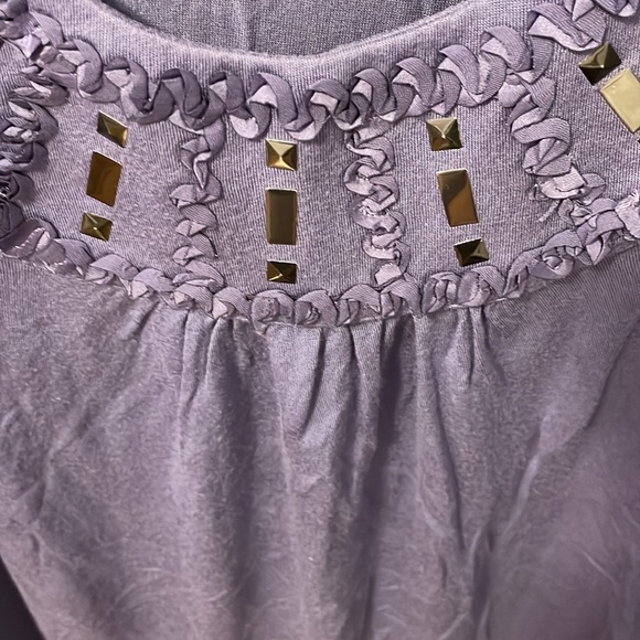 NWOT Kische brand tank top lilac size small with embellishments. - Picture 3 of 6